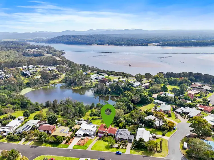 42 Dell Parade, Moruya Heads NSW 2537