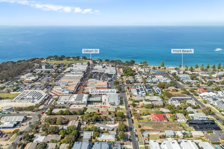 2/10 Boston Road, Torquay VIC 3228