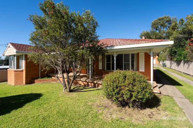 6 Drummond Avenue, Armidale NSW 2350