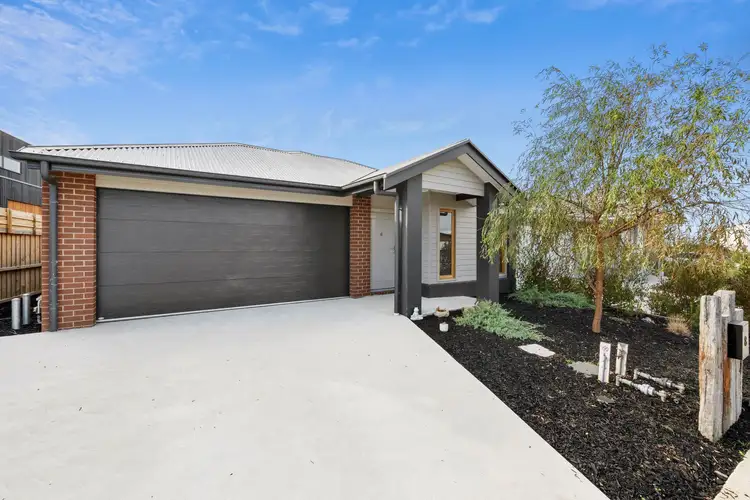 8 Wellington Crescent, Torquay VIC 3228