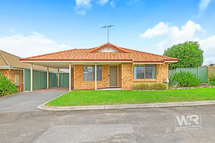Unit 1, 54 Lion Street