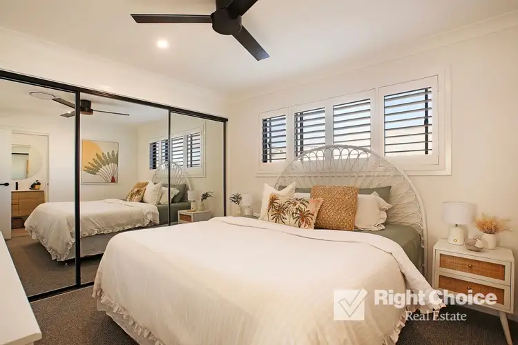 Fifth view of Homely semi-detached listing, 1 Seymour Drive, Flinders NSW 2529