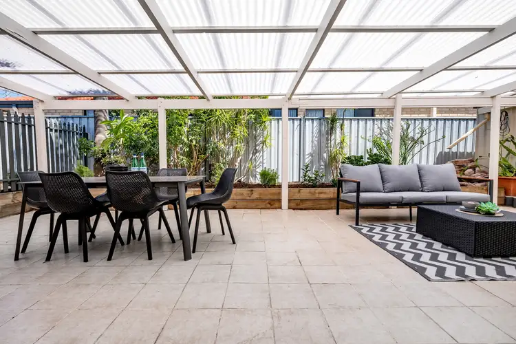 8 Woodview Retreat, Caversham WA 6055
