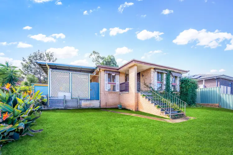 52 Elouera Crescent, Woodbine NSW 2560