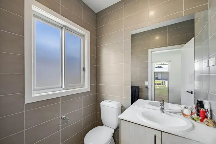 Fifth view of Homely house listing, 89 Crowlands CIRCUIT, Eynesbury VIC 3338