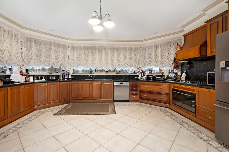 Fifth view of Homely house listing, 57 Rutherglen Way, Taylors Lakes VIC 3038