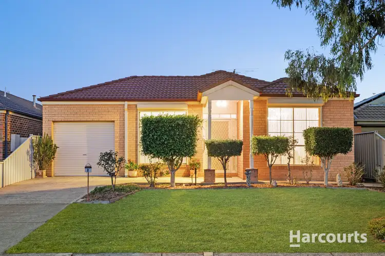 3 Sharrock Close, Caroline Springs VIC 3023