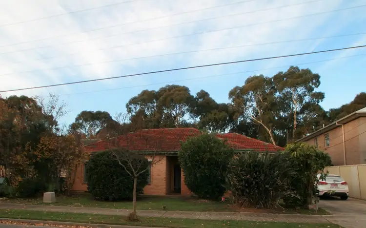 18 Samuel st, Fulham SA 5024