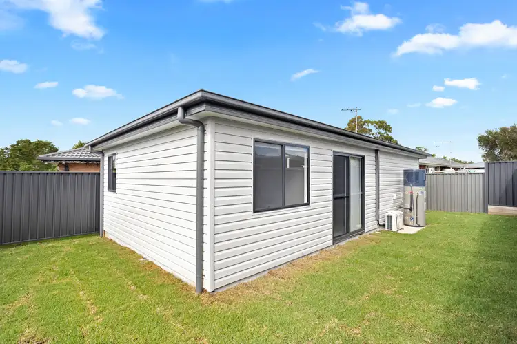 28A Barnard Crescent
