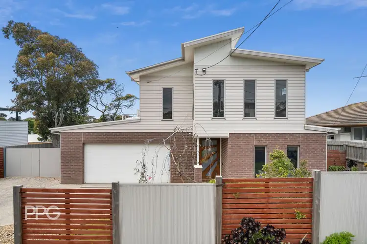 11 Sunset Strip, Ocean Grove VIC 3226