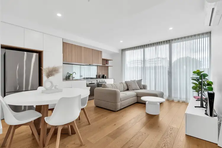 Main view of Homely apartment listing, 4/1 Langs Road, Ascot Vale VIC 3032