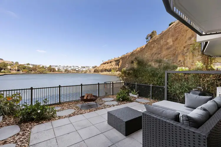 14 Boardwalk Place, Keilor East VIC 3033