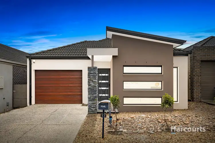 35 Kororoit Approach, Caroline Springs VIC 3023