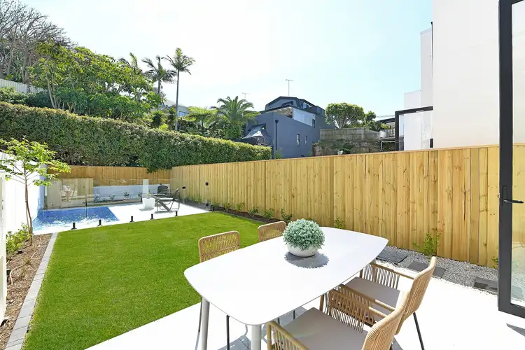 52B Old South Head Road, Vaucluse NSW 2030