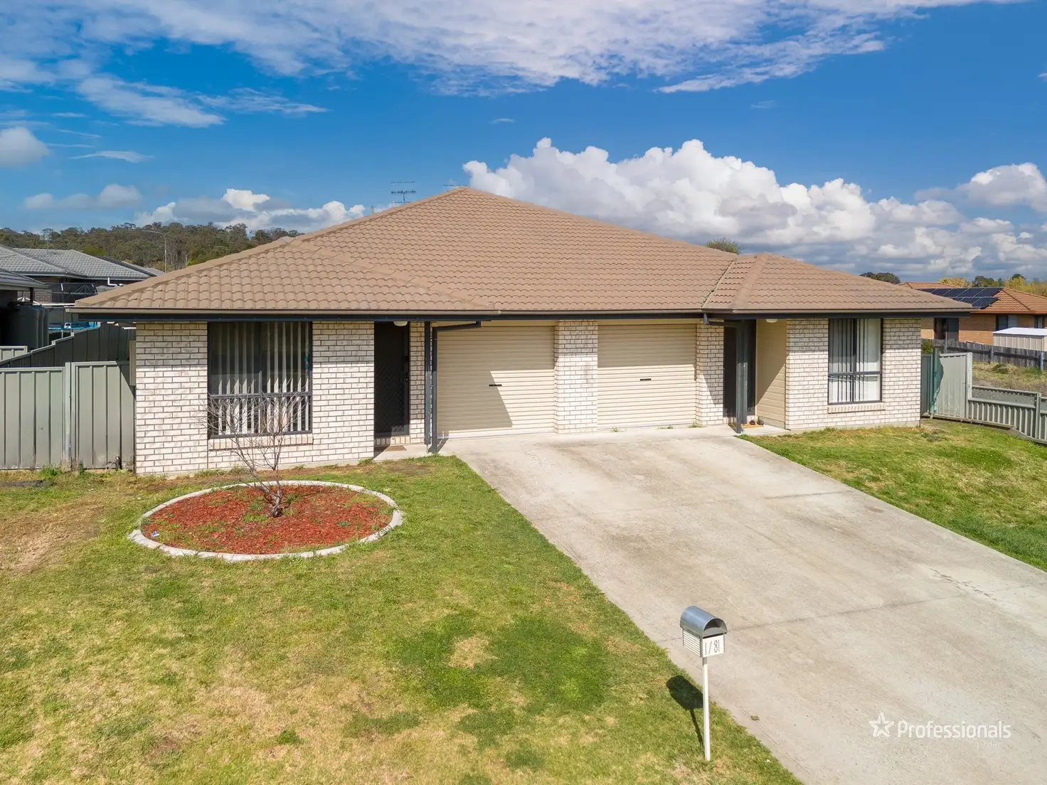 Main view of Homely semi-detached listing, 1/81 Box Hill Drive, Armidale NSW 2350