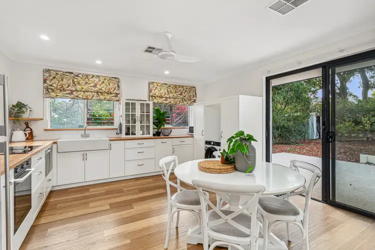 45 Hartung Street, Mundaring WA 6073