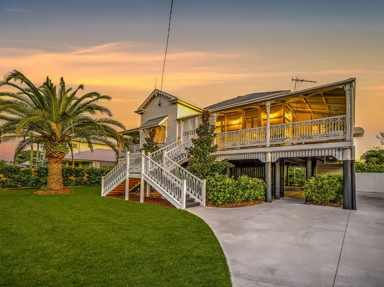 39 Miller Street, Urangan QLD 4655