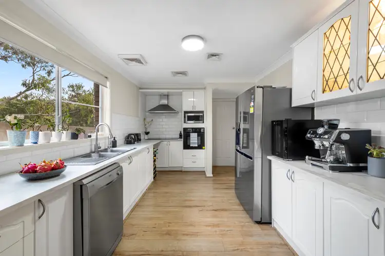 Fourth view of Homely house listing, 28 McAndrew Crescent, Mangerton NSW 2500