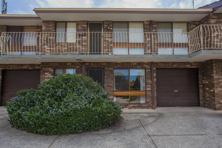 2/2 Waroonga Road, Nedlands WA 6009