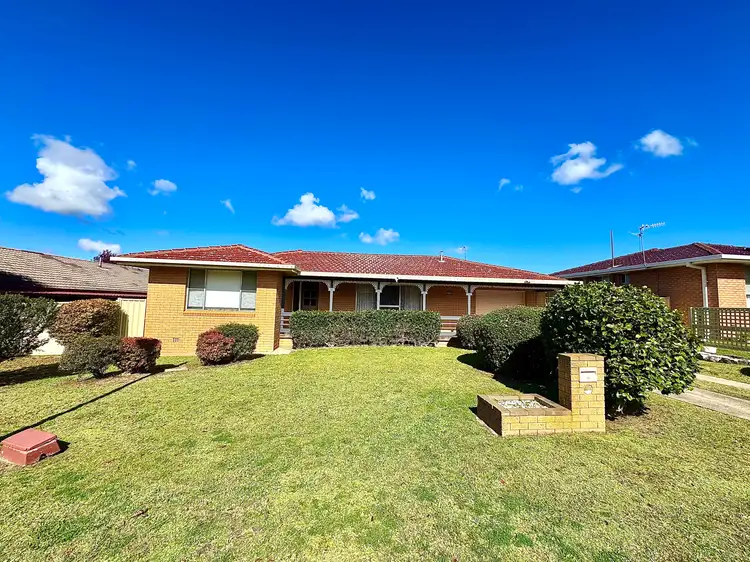 18 Watson Avenue, Armidale NSW 2350