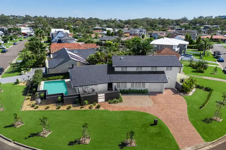 9 Castlereagh Crescent, Sylvania Waters NSW 2224