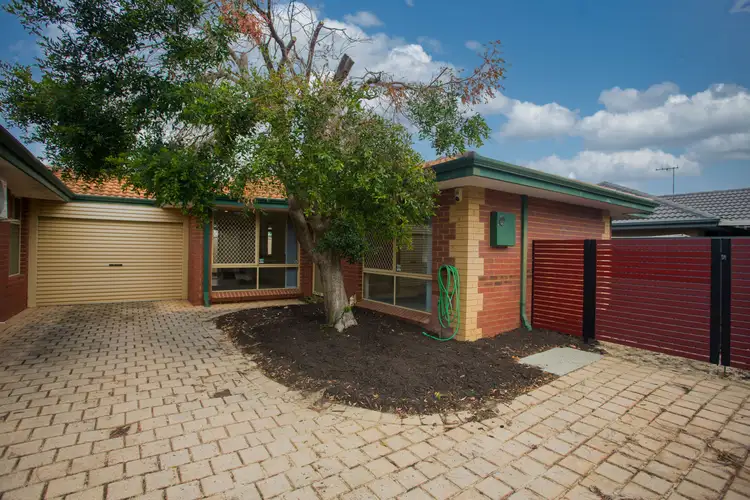 4/9 Mathoura Street, Midland WA 6056