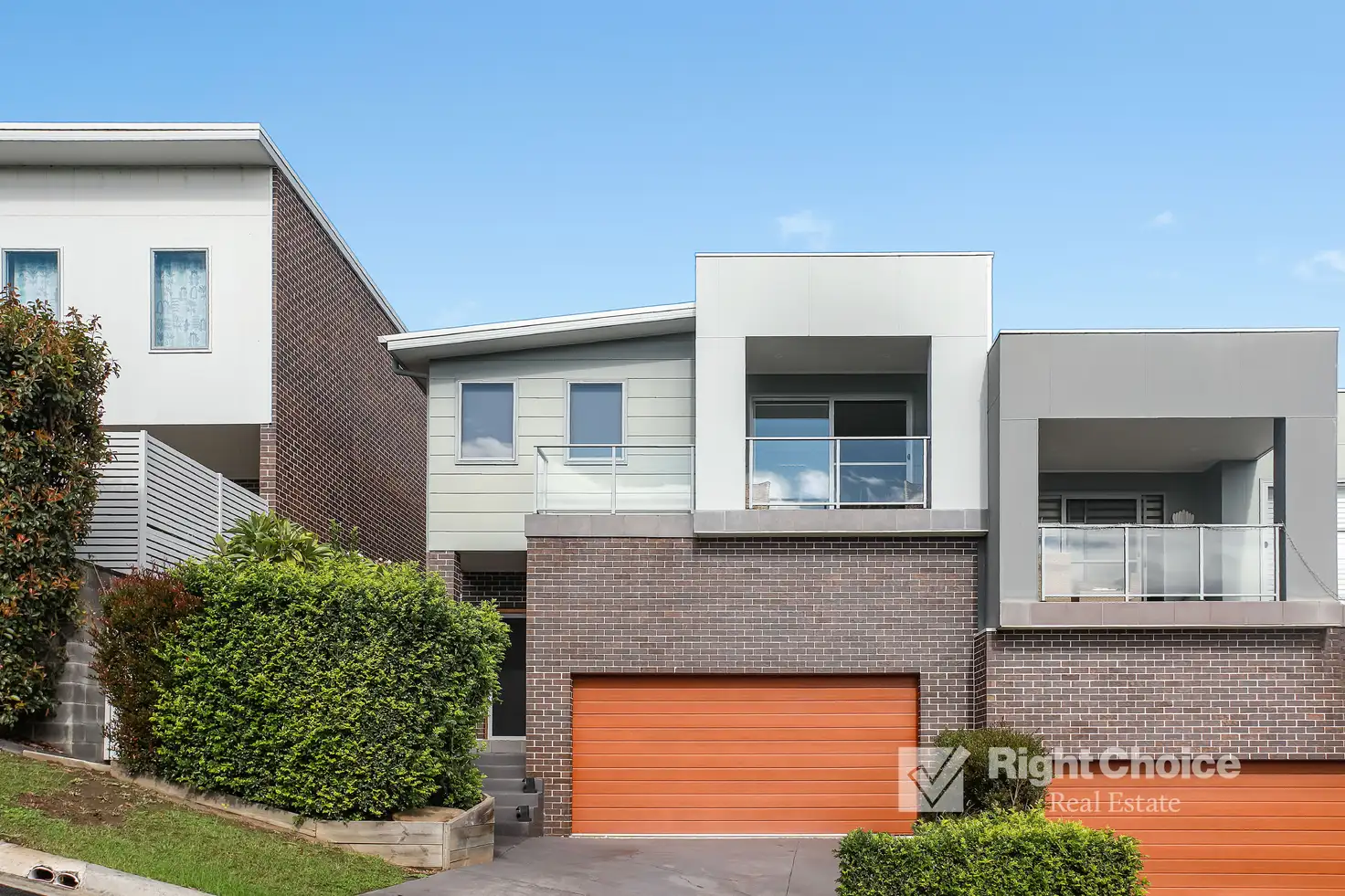 Main view of Homely townhouse listing, 2A Valley View Crescent, Albion Park NSW 2527