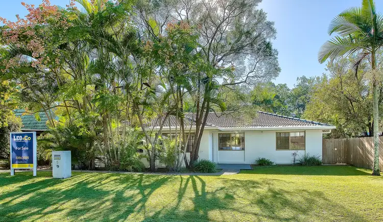 5 Moondarra Street, Chapel Hill QLD 4069