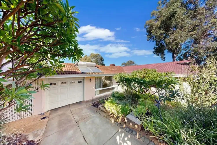 16 March Street, Gwelup WA 6018
