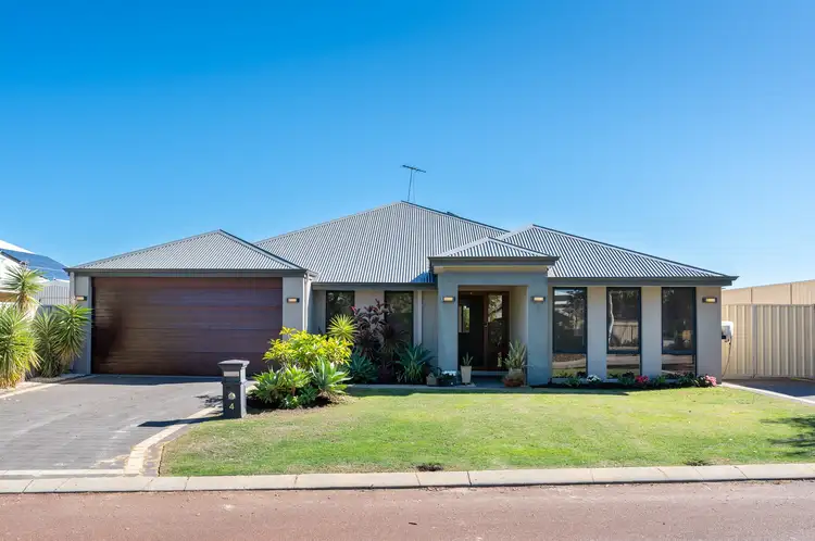 4 Calder Nook, Lakelands WA 6180