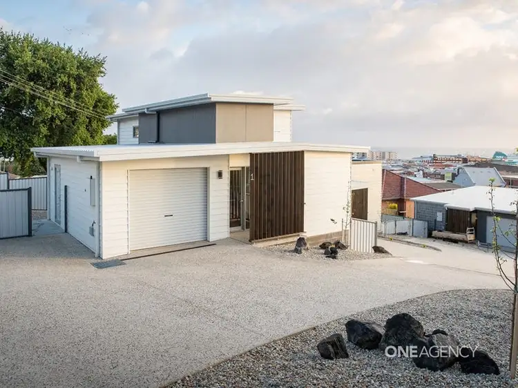1/1-3 Vernon Place, Burnie TAS 7320