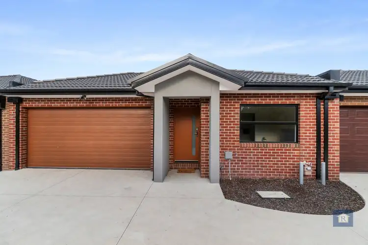Main view of Homely unit listing, 2/399 Murray Street, Colac VIC 3250