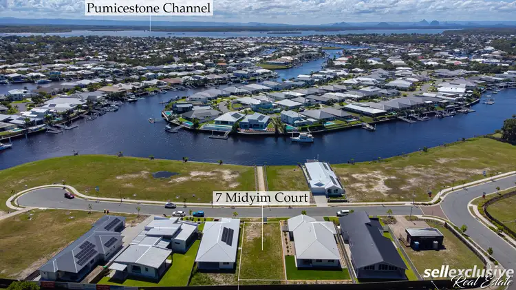 7 Midyim Court, Banksia Beach QLD 4507