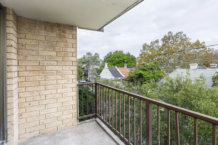4/4 Goodlet Street, Surry Hills NSW 2010