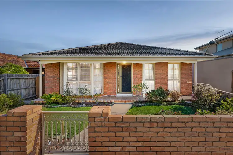 1/139 Ogilvie Street, Essendon VIC 3040