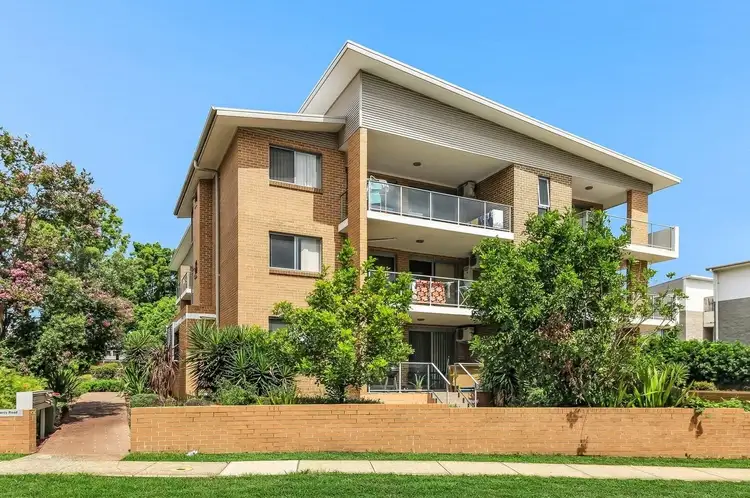 Main view of Homely apartment listing, 7/8-10 Darcy Rd, Westmead NSW 2145