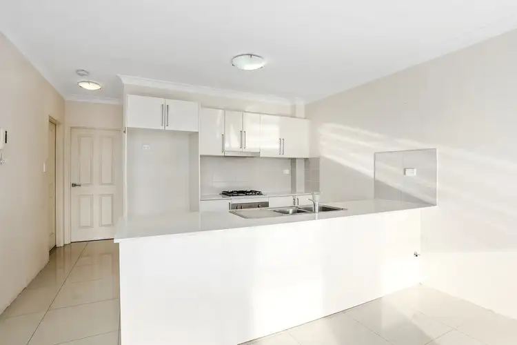 Fourth view of Homely apartment listing, 7/8-10 Darcy Rd, Westmead NSW 2145