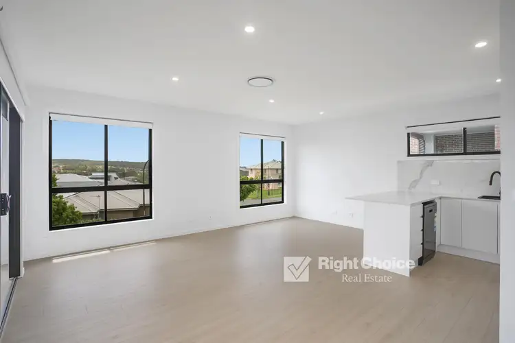 Fourth view of Homely townhouse listing, 1/7 Dillon Road, Flinders NSW 2529