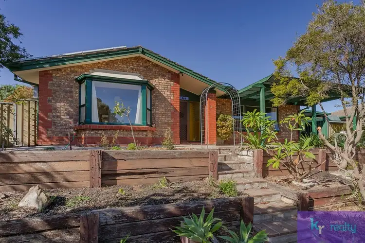 6 Coorabie Crescent, Hallett Cove SA 5158