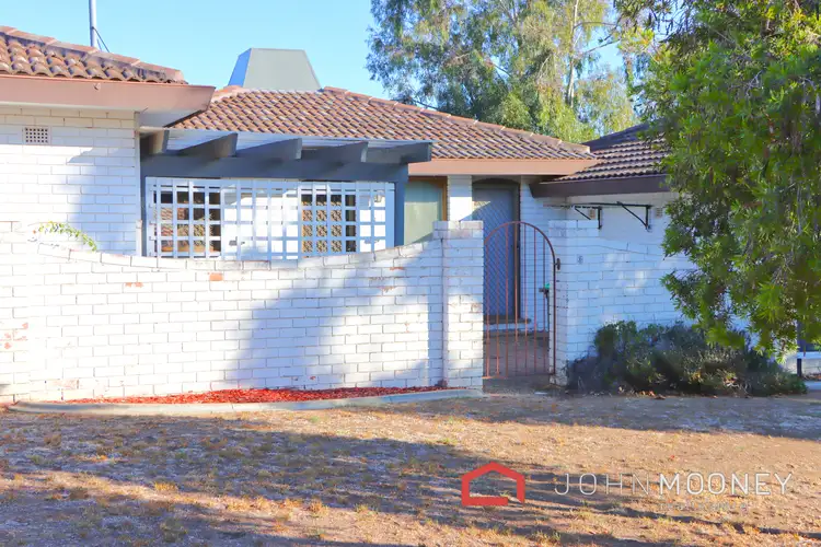 Main view of Homely unit listing, 3/2 Banks Avenue, Kooringal NSW 2650
