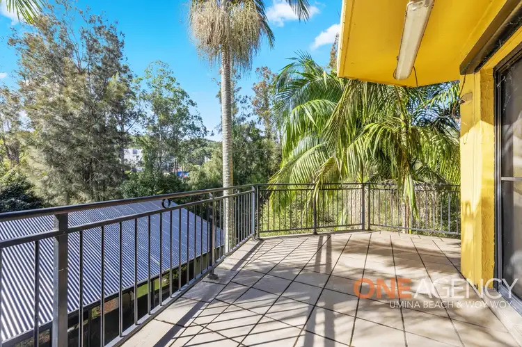 13/2 Adcock Avenue, West Gosford NSW 2250
