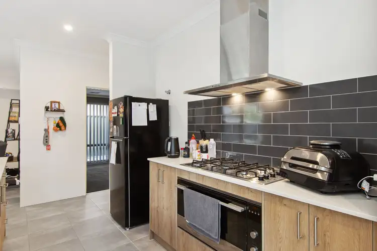 Fifth view of Homely house listing, 71 Ladybower Vista, Aveley WA 6069