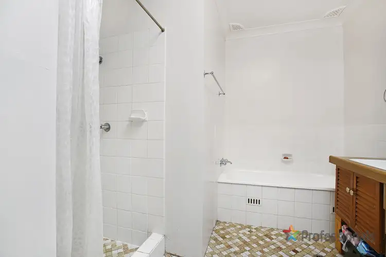 Fifth view of Homely unit listing, 2/21 Short Street, Armidale NSW 2350