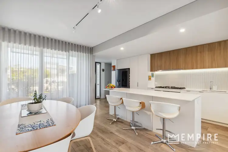 9/50 Lullworth Terrace, North Coogee WA 6163