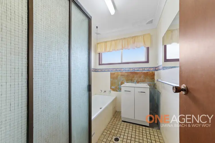 Fourth view of Homely villa listing, 2/252 Railway Street, Woy Woy NSW 2256