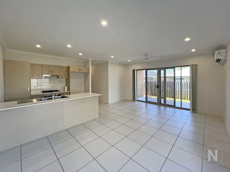 1/5 Mercy Circuit, Park Ridge QLD 4125