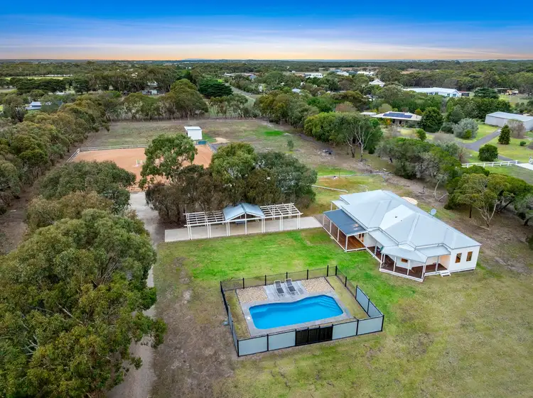 31 Graham Lane, Connewarre VIC 3227