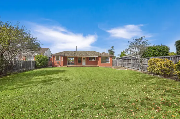 12 Brett Avenue, Hornsby Heights NSW 2077