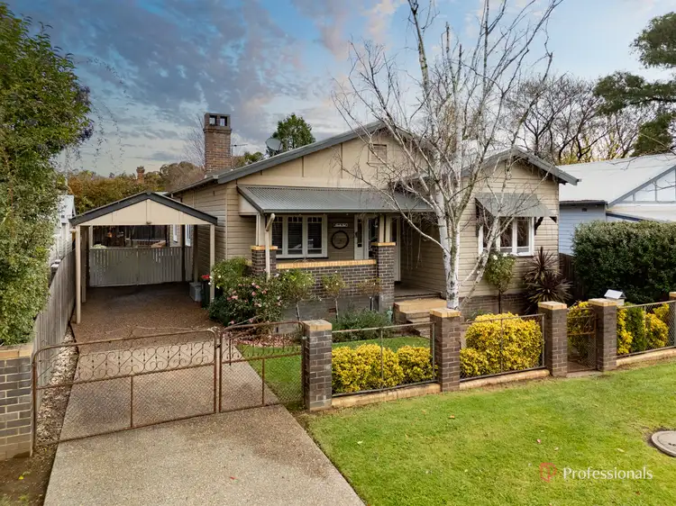 142 Barney Street, Armidale NSW 2350