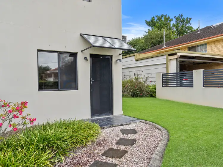 3 Kiparra Street, Mansfield QLD 4122